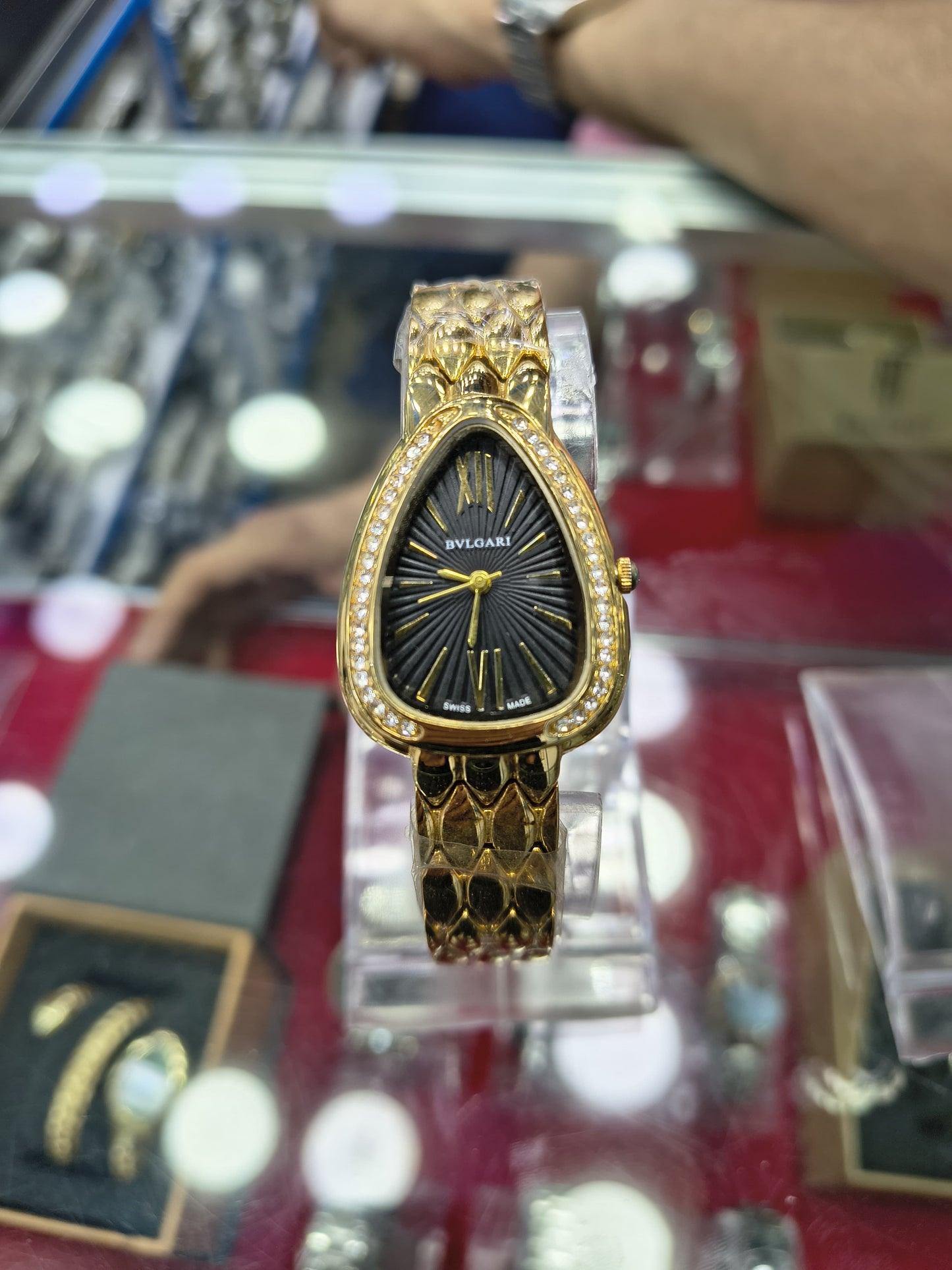 BVLGARI ladies' watches in two exquisite colors