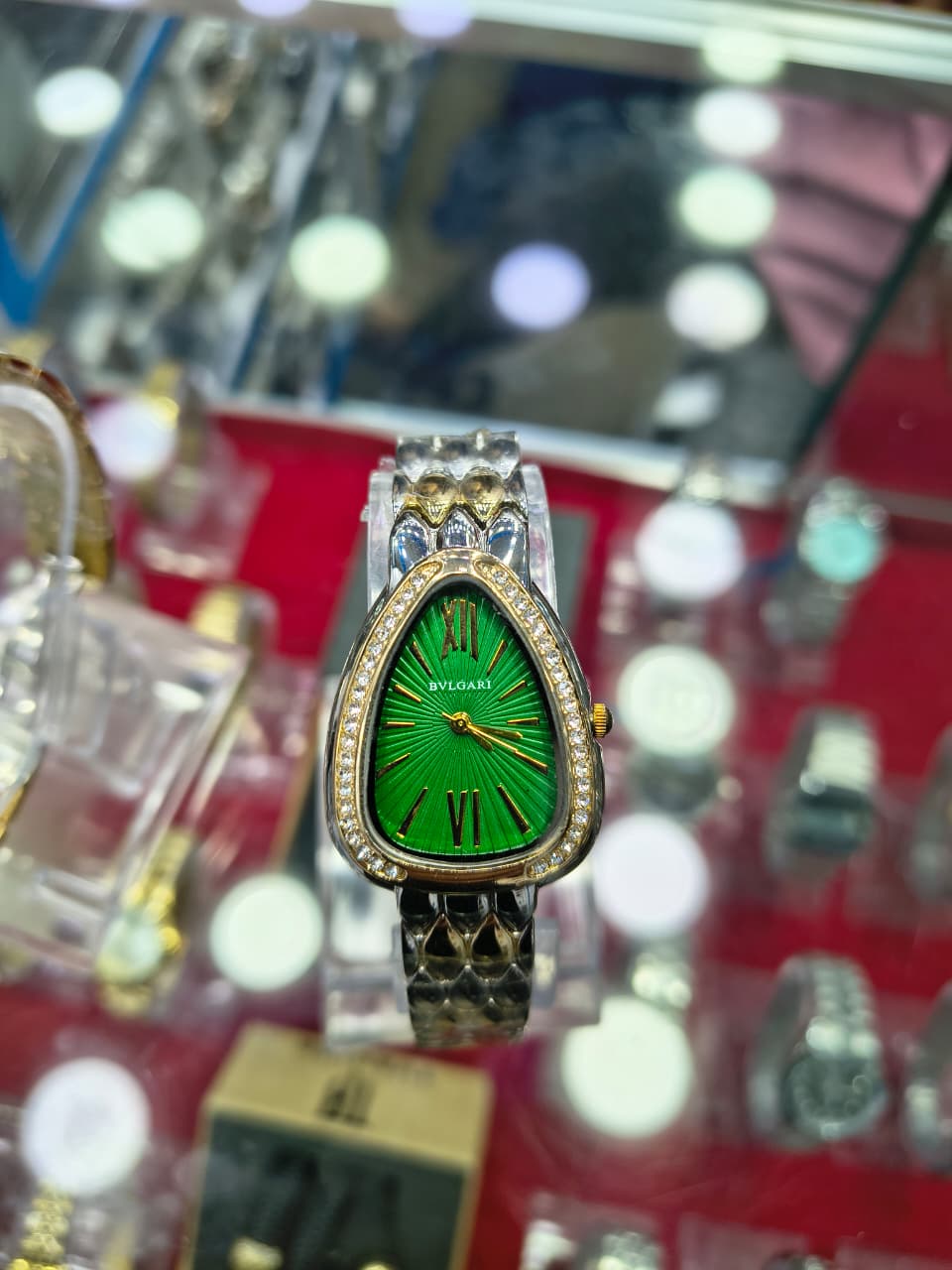 BVLGARI ladies' watches in two exquisite colors