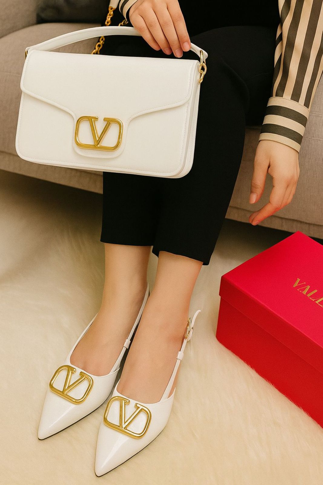 Valentino Flat Pumps + Valentino Cross Body Bag 💼