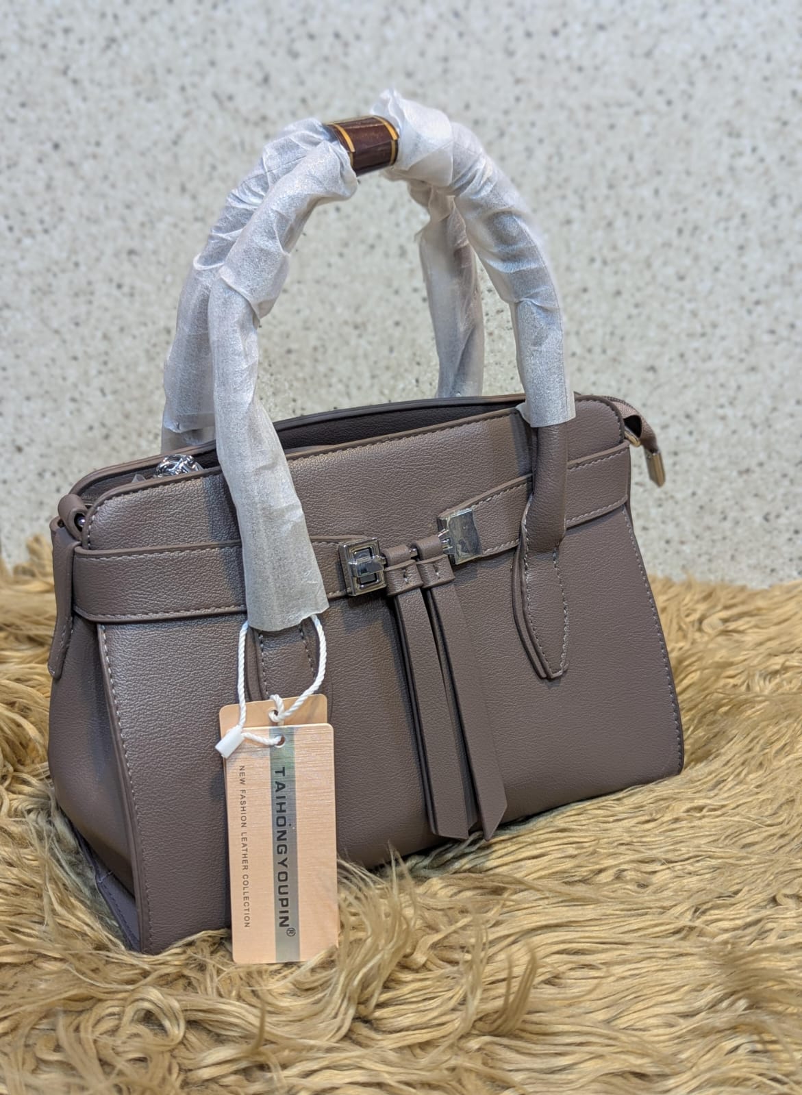 THAI HONG ORIGINAL HANDBAGS