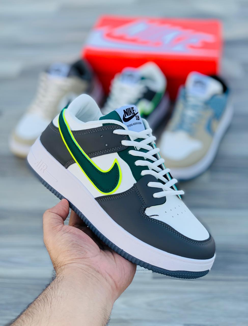 Nike Air Force 1