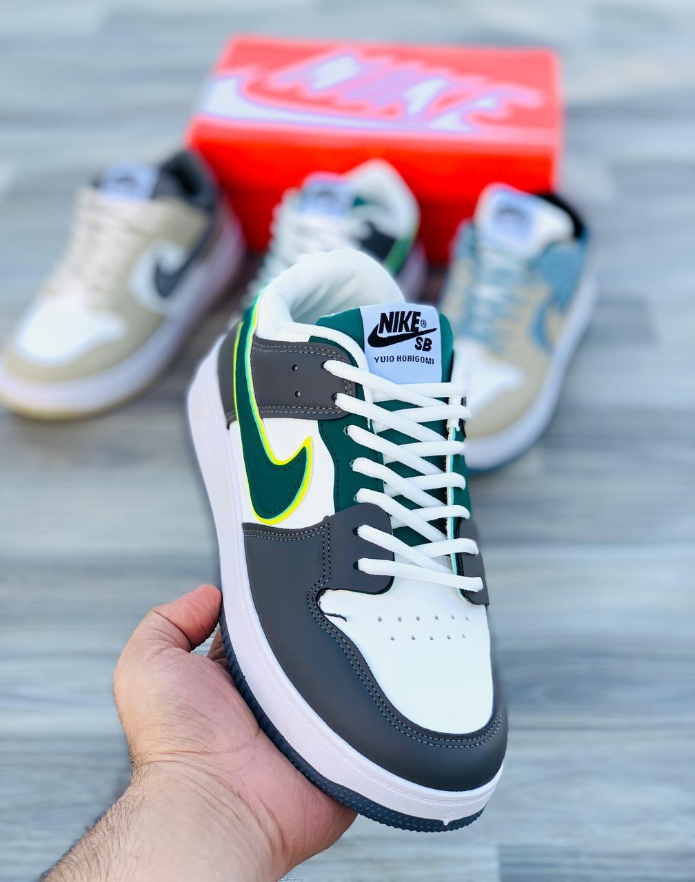 Nike Air Force 1