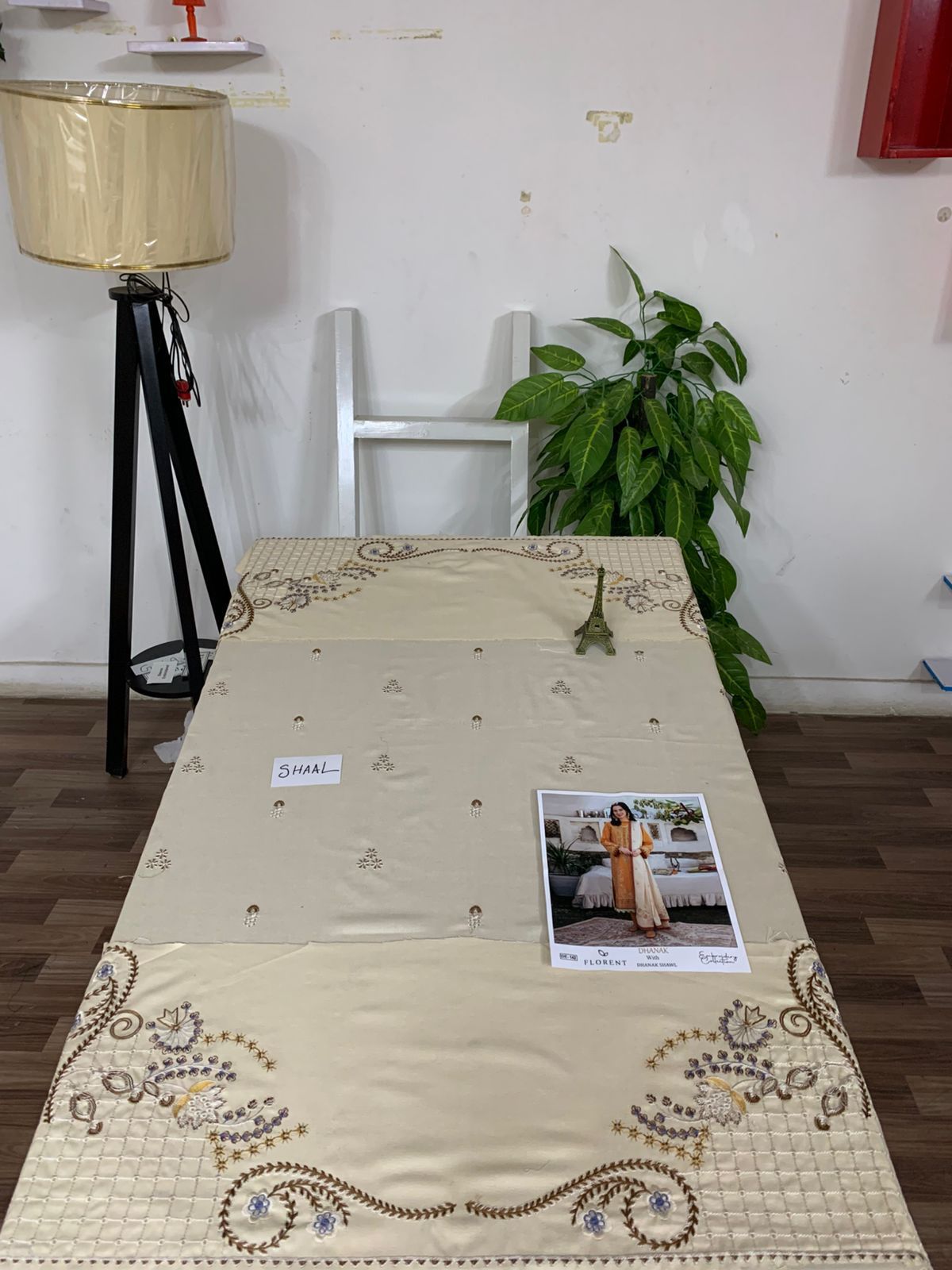 Dhanak Embroidered