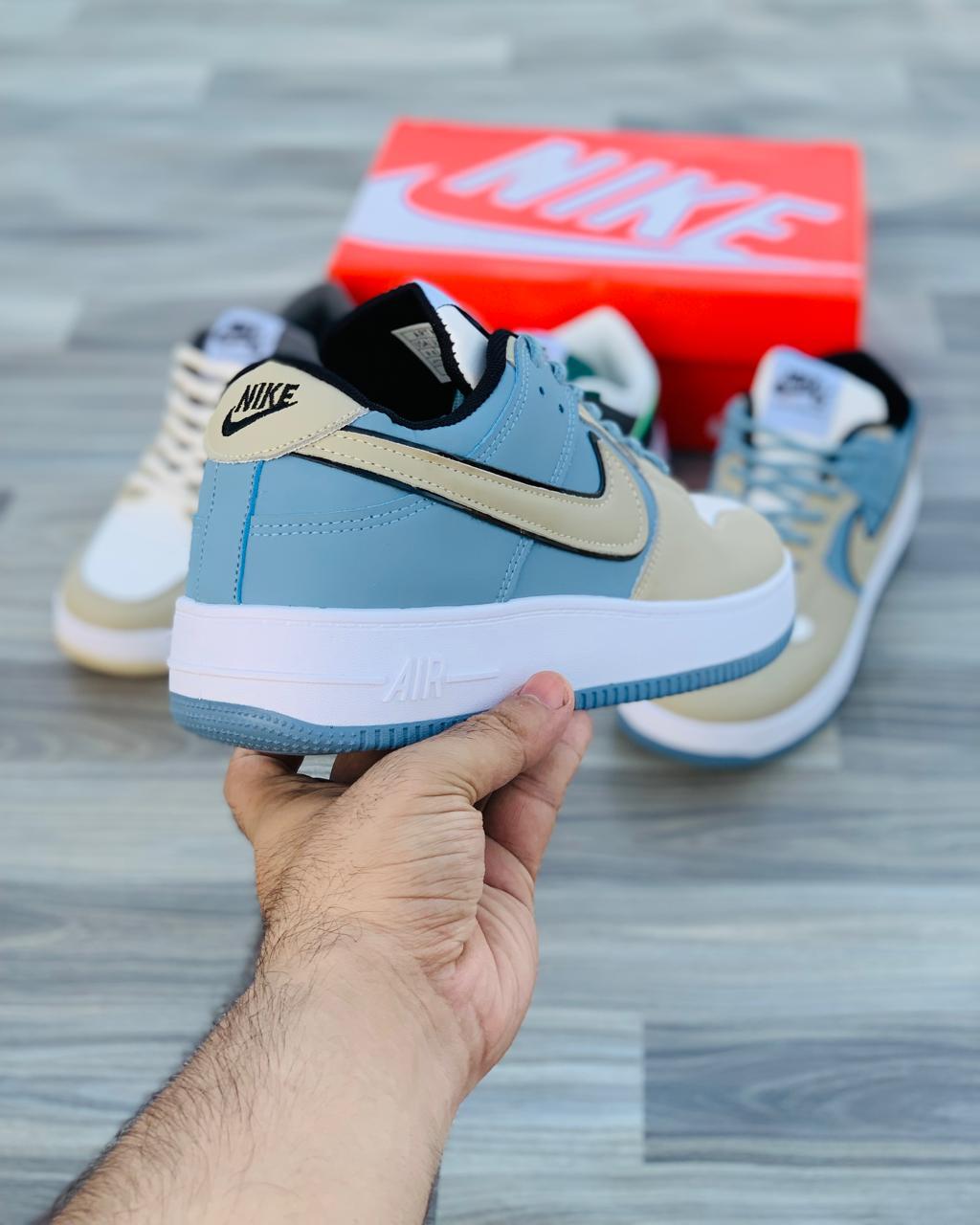 Nike Air Force 1