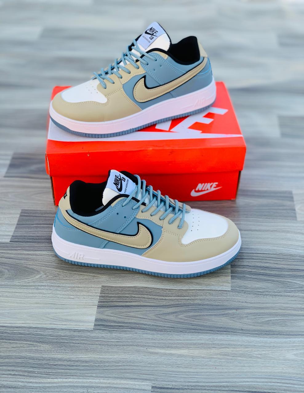 Nike Air Force 1