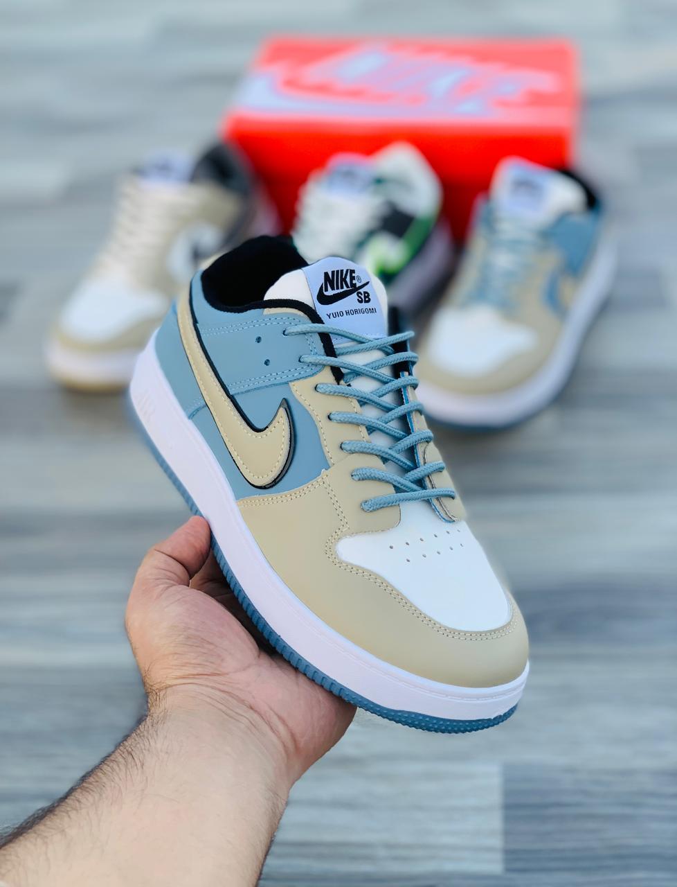 Nike Air Force 1