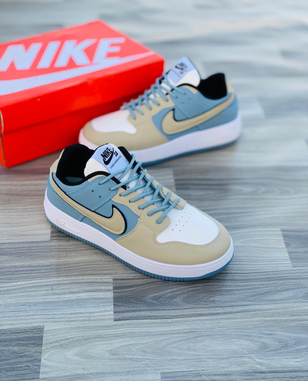 Nike Air Force 1