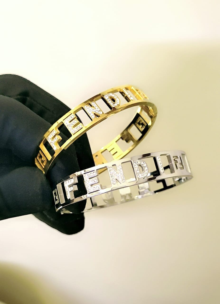 Browse All Exclusive collection of high-grade ladies' bracelets showcasing top international brands