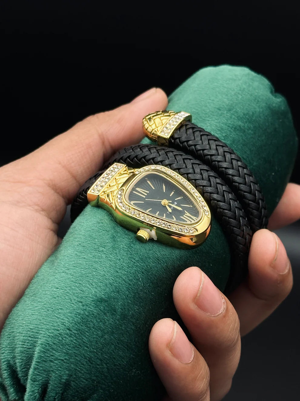 Elegant Ladies Leather Strap Snake Design Watch