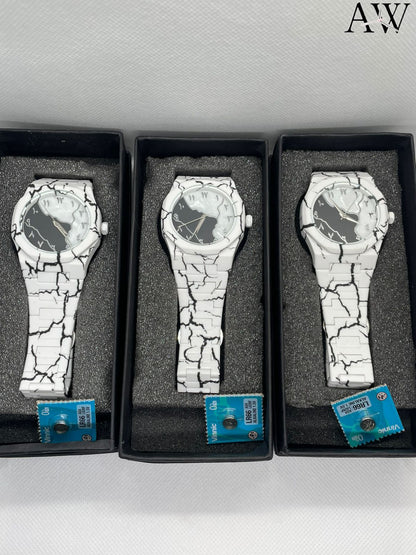 AURA WATCH (MARBLE CHAIN) White