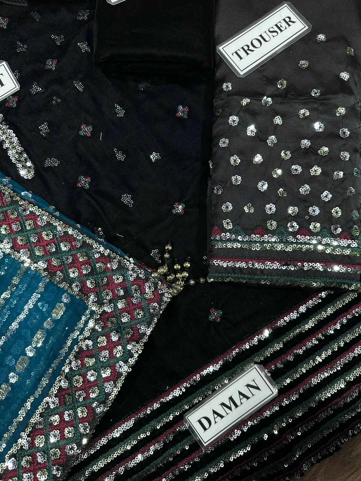 JAZMIN Unstitch