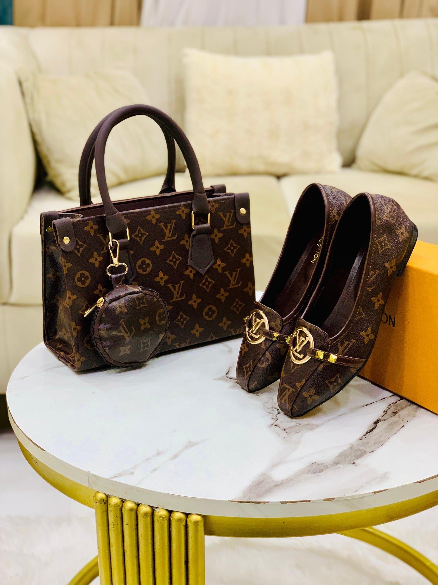 Louis Vuitton LV Shoes 👞 + Louis Vuitton LV Hand Bag 💼