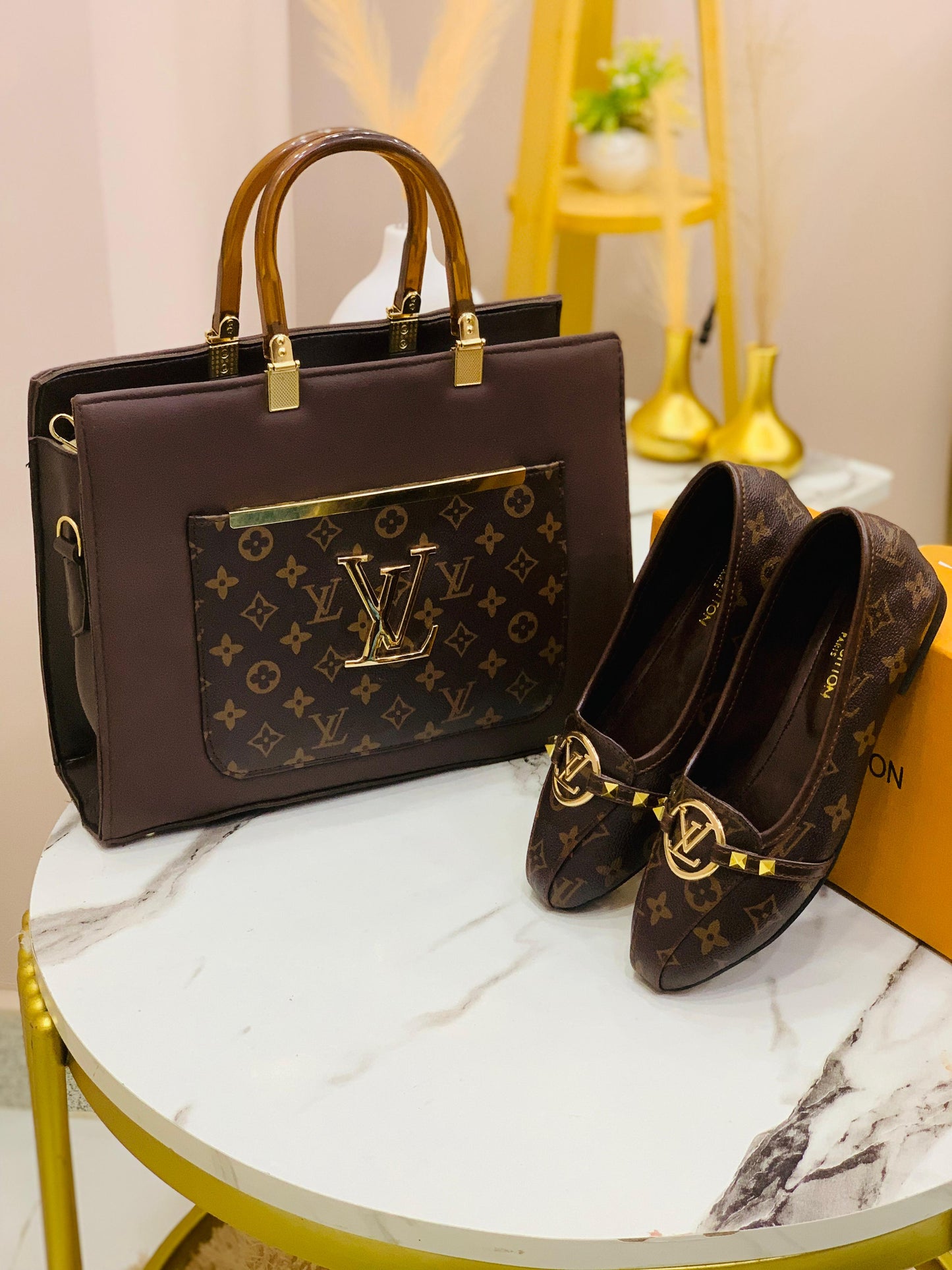 Louis Vuitton LV Shoes 👞 + Louis Vuitton LV Hand Bag 💼