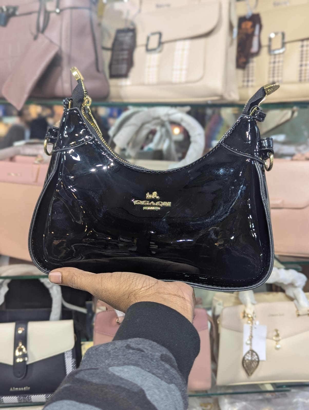 BRANDED COACH HAND BAG'S FOR LADIES