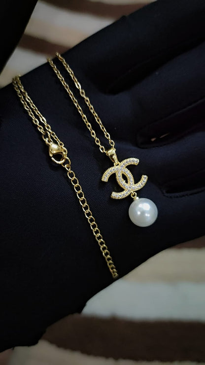 CHANEL Imported Necklace