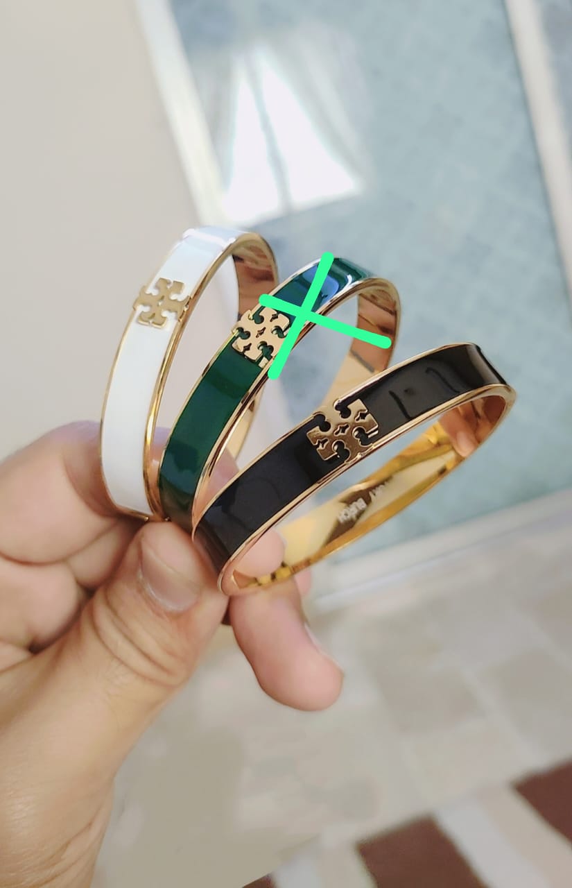 Exclusive Collection of high-grade ladies' bracelets featuring top international brands