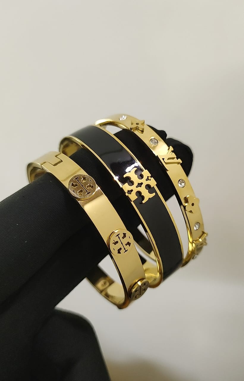 Exclusive Collection of high-grade ladies' bracelets featuring top international brands