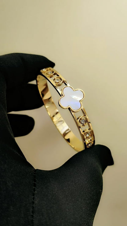 Exclusive Collection of high-grade ladies' bracelets featuring top international brands