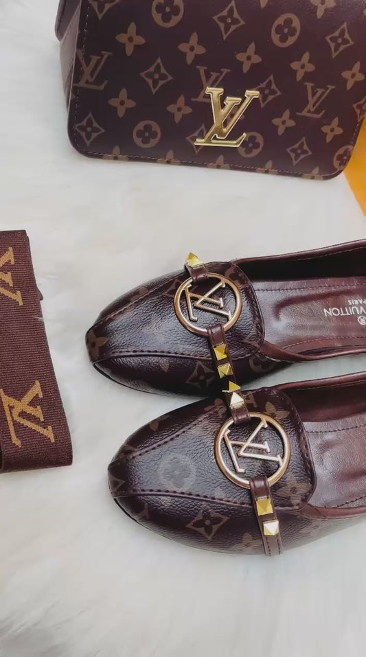 Louis Vuitton LV Shoes 👞 + LV CrossBody Bag 💼